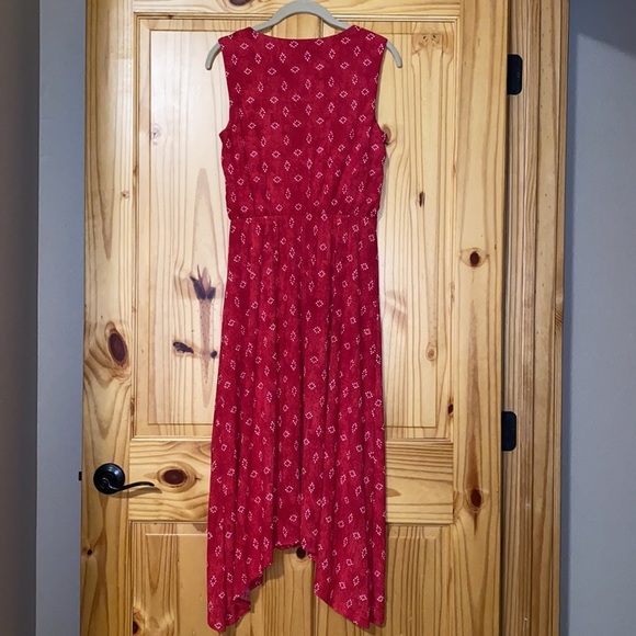 Dana Buchman Sleeveless Sharkbite Dress Red Geo long petite medium flowy women - Picture 9 of 16
